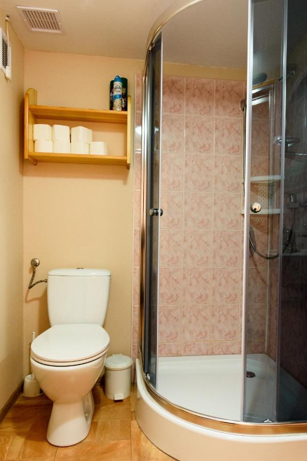 Chatka Elegant Bešeňová Exteriör bild